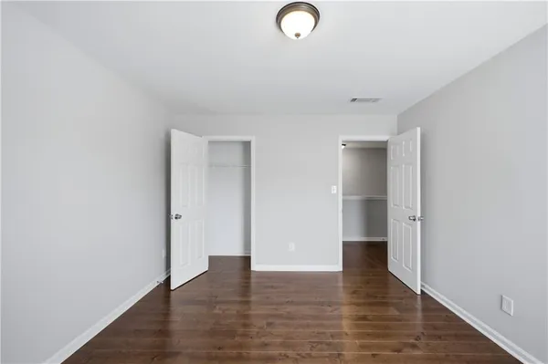 $2,600 | 1098 Village Creek, Jonesboro, GA 30238