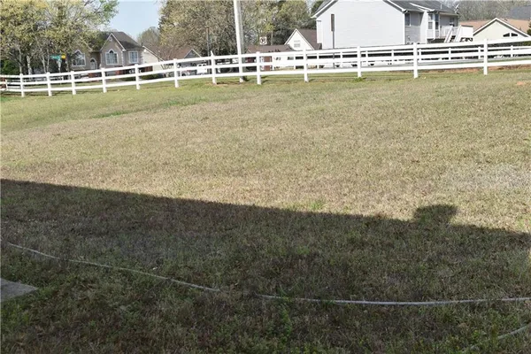 $2,600 | 1098 Village Creek, Jonesboro, GA 30238