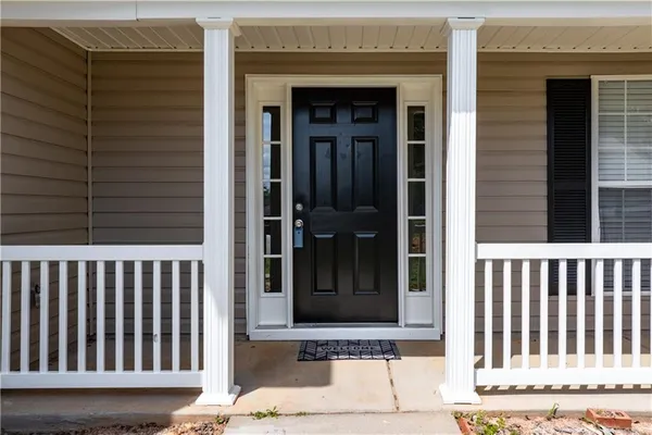 $2,600 | 1098 Village Creek, Jonesboro, GA 30238