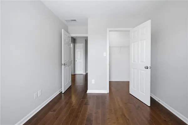 $2,600 | 1098 Village Creek, Jonesboro, GA 30238