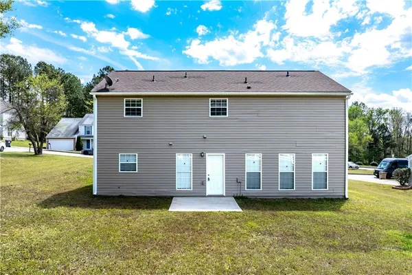 $2,600 | 1098 Village Creek, Jonesboro, GA 30238