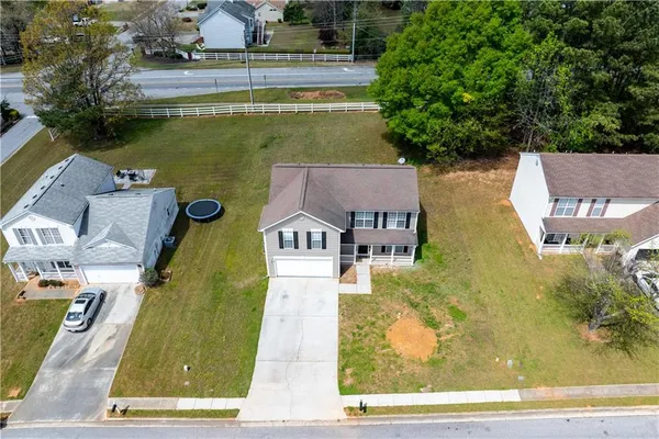 $2,600 | 1098 Village Creek, Jonesboro, GA 30238