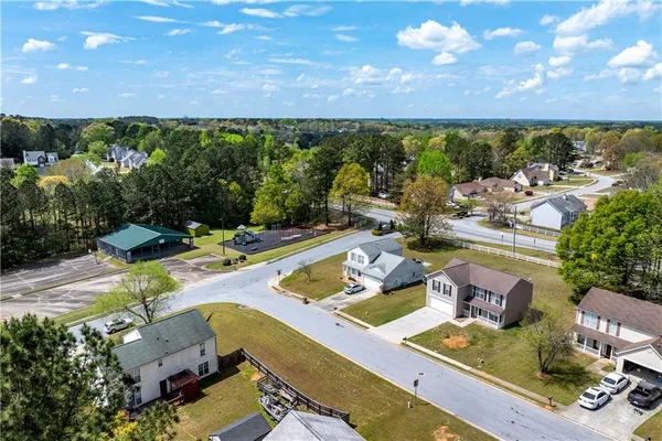 $2,600 | 1098 Village Creek, Jonesboro, GA 30238