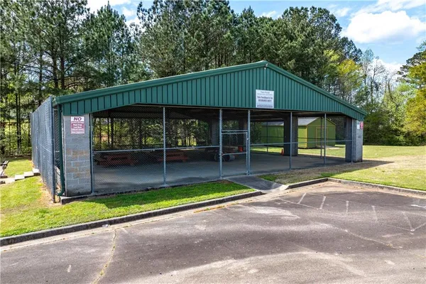 $2,600 | 1098 Village Creek, Jonesboro, GA 30238