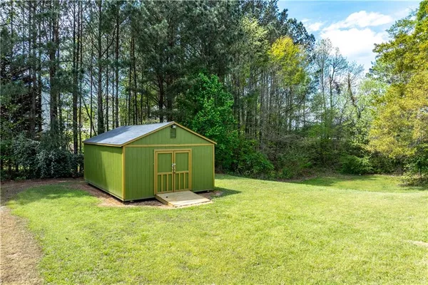 $2,600 | 1098 Village Creek, Jonesboro, GA 30238