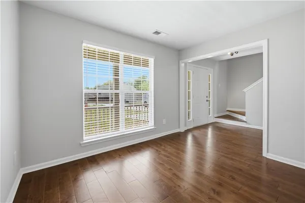 $2,600 | 1098 Village Creek, Jonesboro, GA 30238