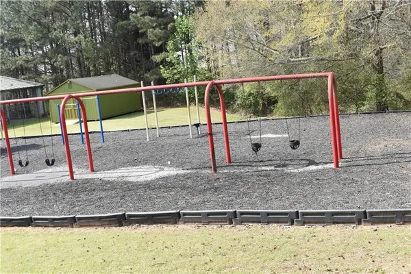 $2,600 | 1098 Village Creek, Jonesboro, GA 30238