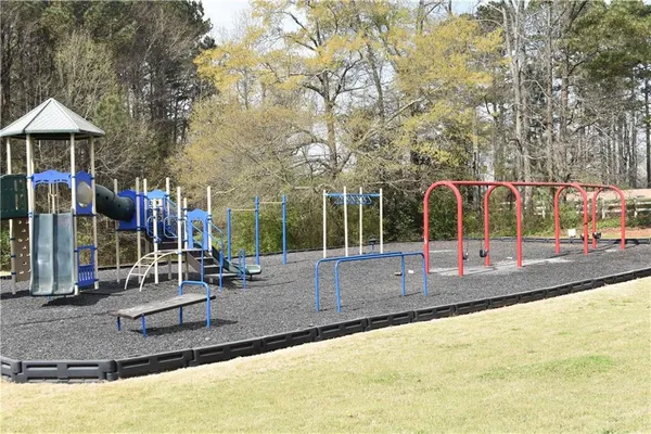 $2,600 | 1098 Village Creek, Jonesboro, GA 30238