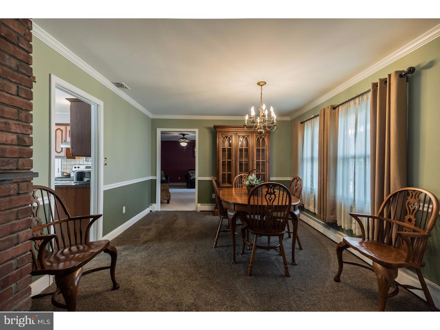 9 Red Ridge Road Levittown, PA 19056 - Photo 5 of 25 Dining Room