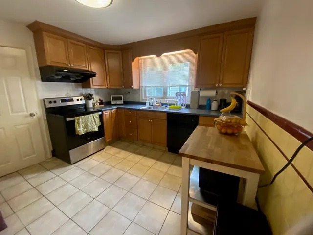 $5,300 | 275 Tappan Street, Unit 1, Brookline, MA 02445