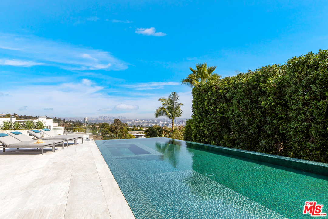 1426 Summitridge Drive Beverly Hills, CA 90210 - Photo 22 of 54