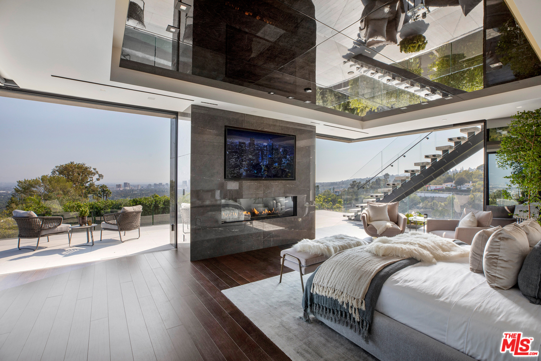 1426 Summitridge Drive Beverly Hills, CA 90210 - Photo 26 of 54