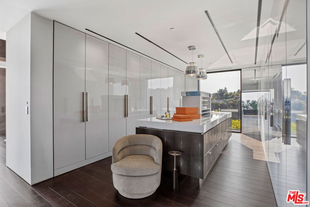 1426 Summitridge Drive Beverly Hills, CA 90210 - Photo 29 of 54