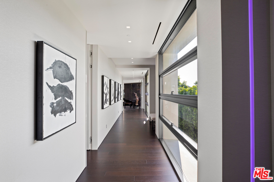 1426 Summitridge Drive Beverly Hills, CA 90210 - Photo 30 of 54