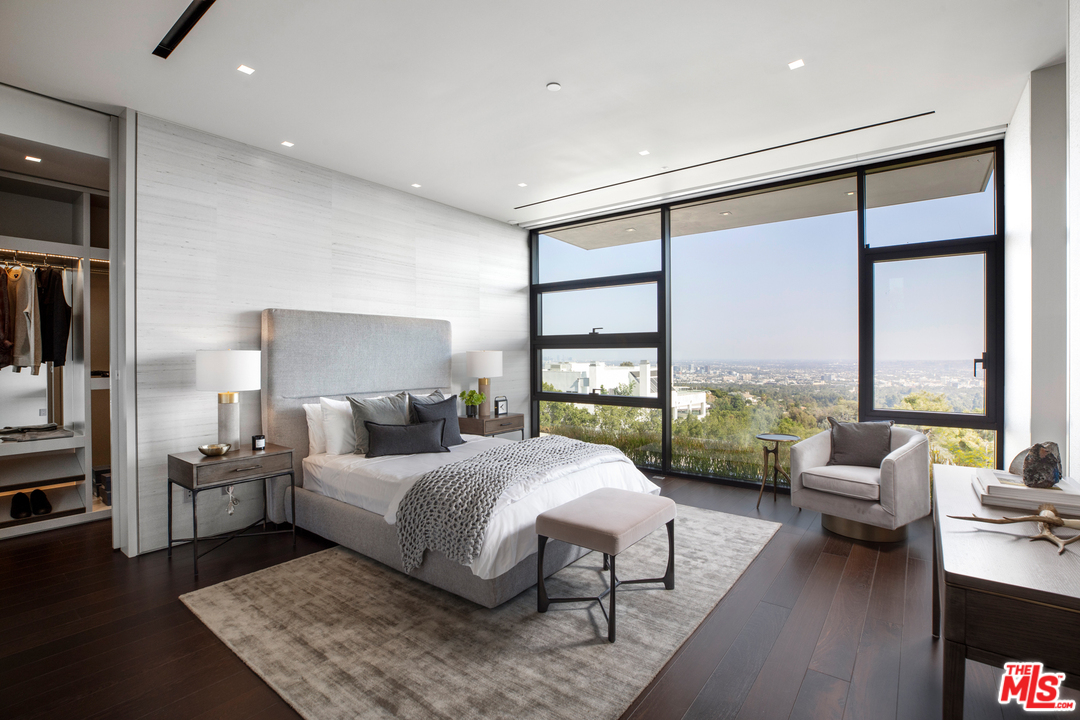 1426 Summitridge Drive Beverly Hills, CA 90210 - Photo 31 of 54