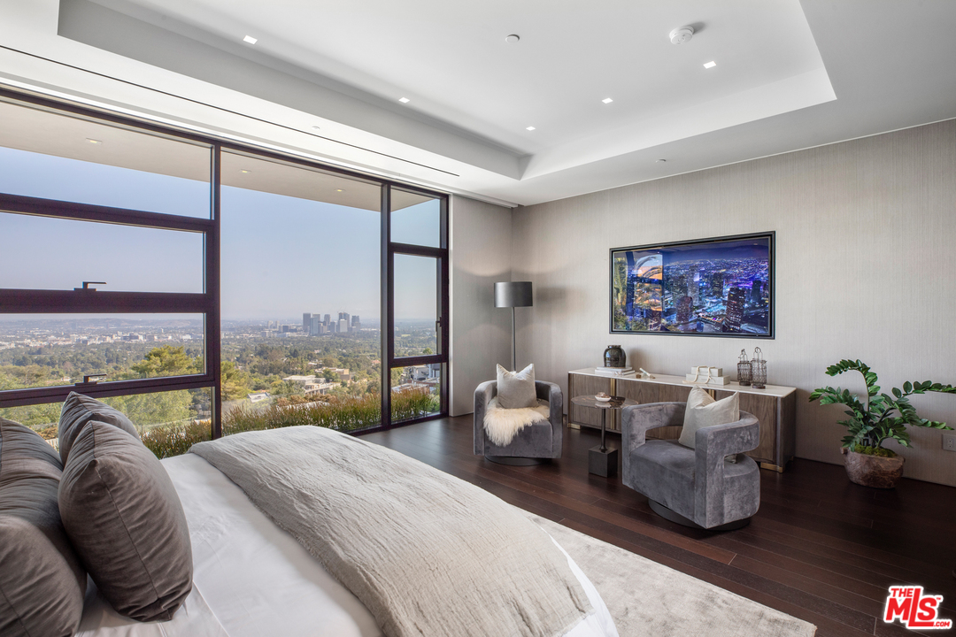 1426 Summitridge Drive Beverly Hills, CA 90210 - Photo 35 of 54