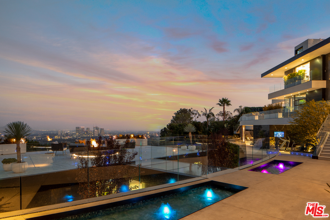 1426 Summitridge Drive Beverly Hills, CA 90210 - Photo 45 of 54