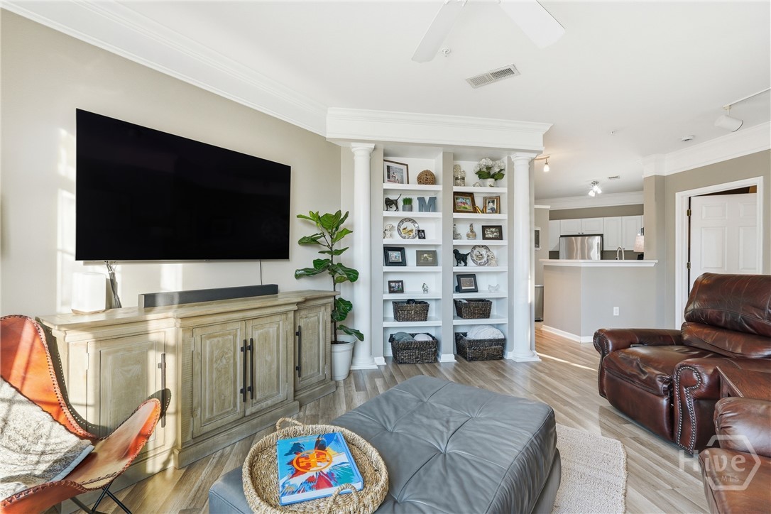 1723 Whitemarsh Way Savannah, GA 31410 - Photo 11 of 32