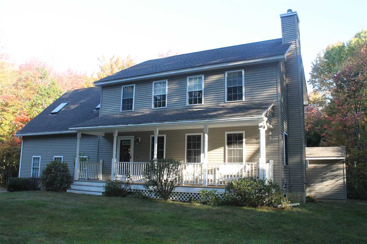 124 Nottingham Road Deerfield, NH 03037 - Photo 2 of 24