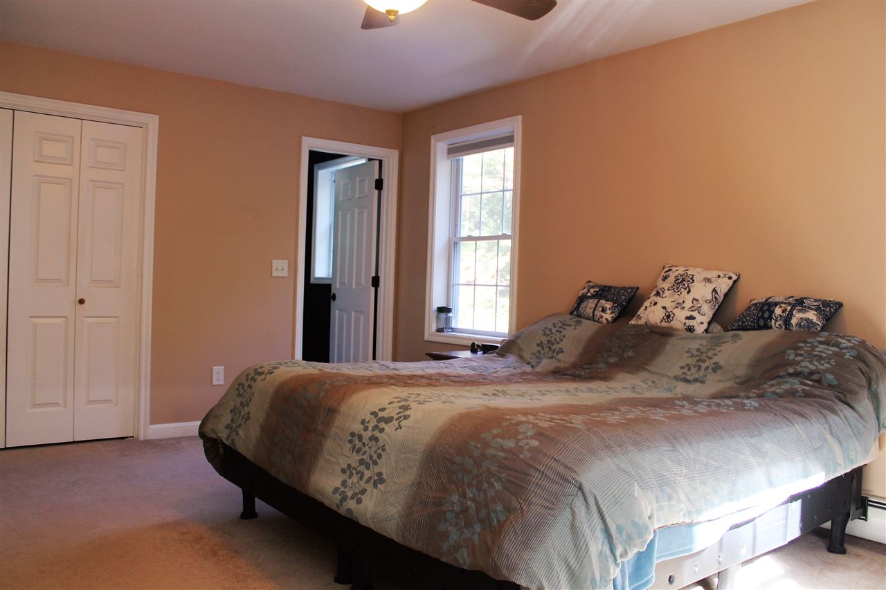 124 Nottingham Road Deerfield, NH 03037 - Photo 13 of 24
