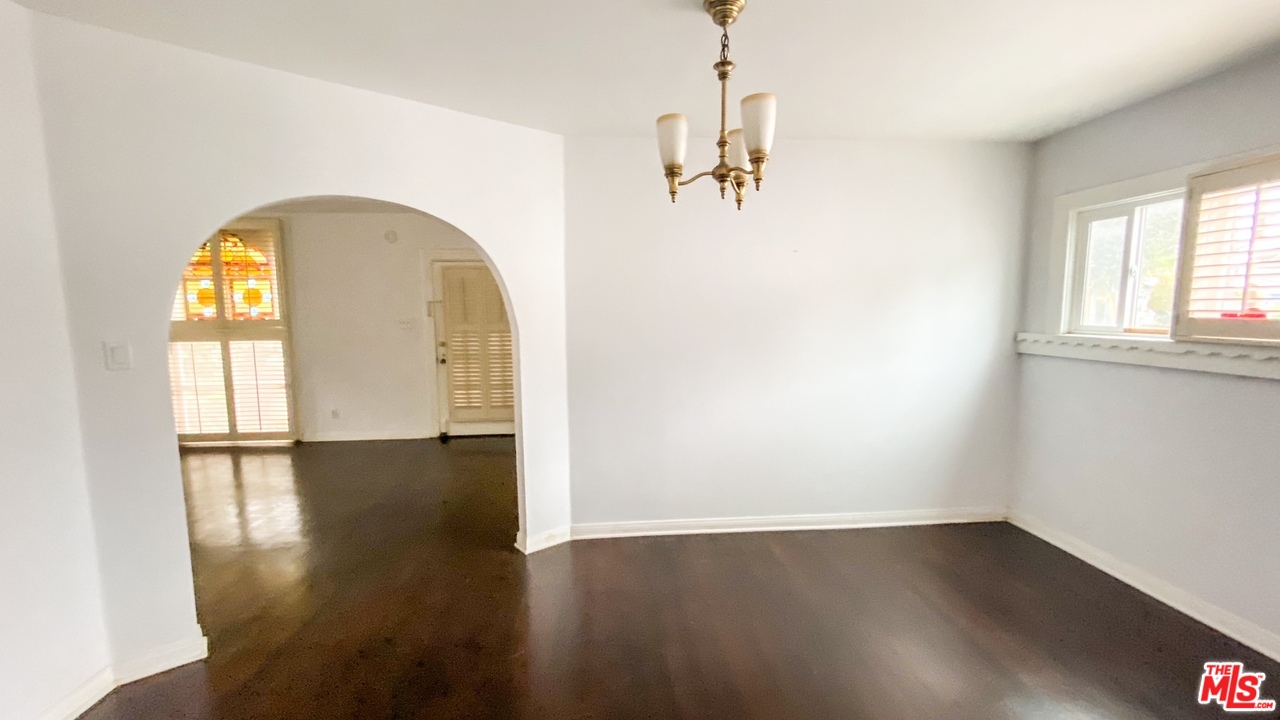 620 Boccaccio Avenue Venice, CA 90291 - Photo 3 of 7