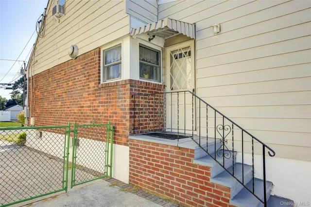 $799,000 | 106 Soifer Avenue, North Bellmore, NY 11710