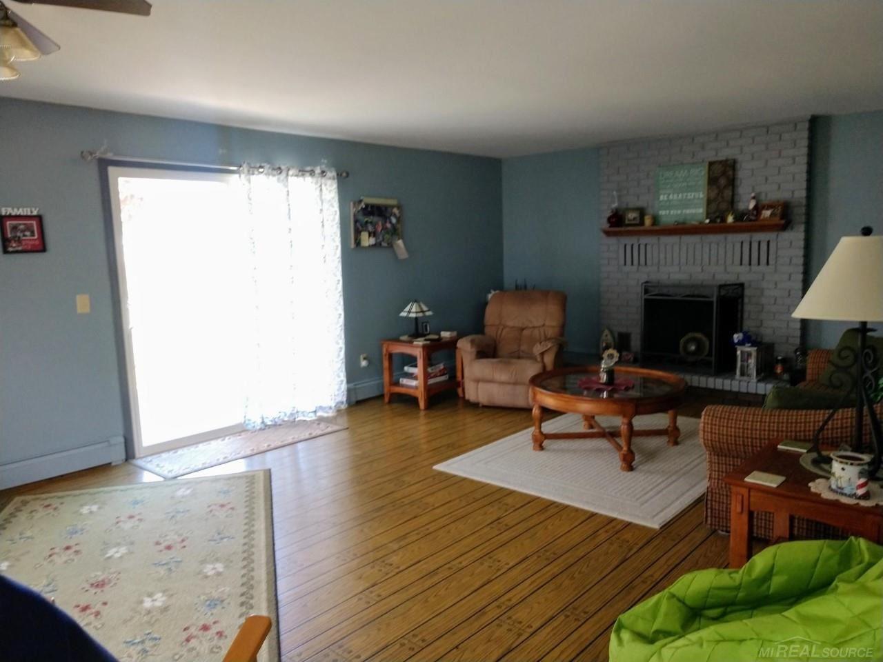 7319 Longfellow Road Lexington, MI 48450 - Photo 7 of 35 50042082-6.JPG