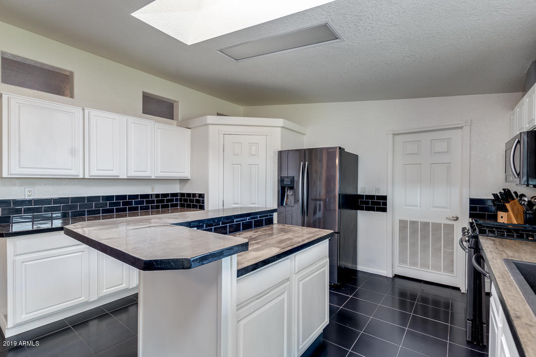17647 East Via Del Rancho Gilbert, AZ 85298 - Photo 12 of 60 13-Via Del Rancho