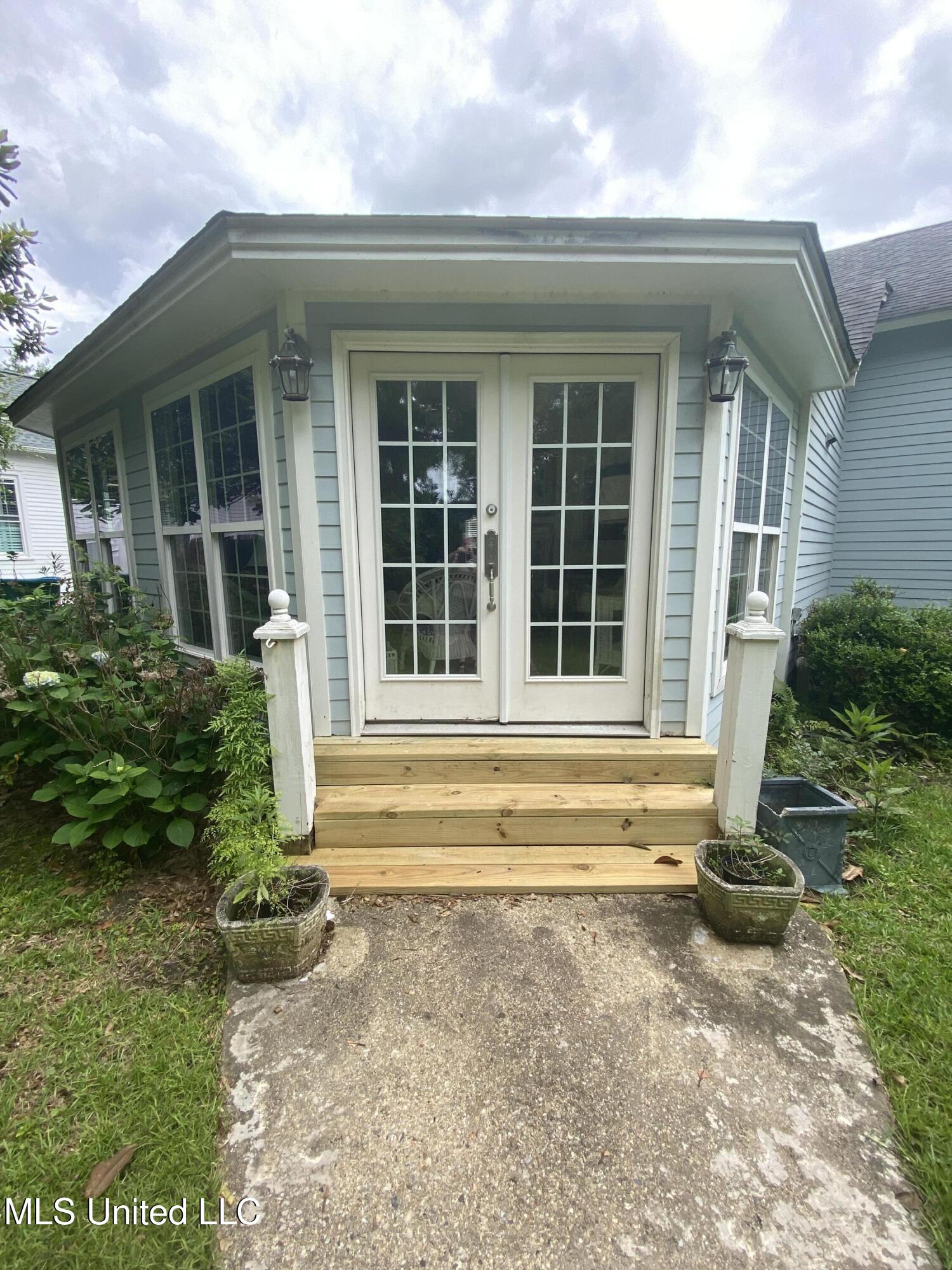 4019 Bellview Avenue Moss Point, MS 39563 - Photo 13 of 65 IMG_7757