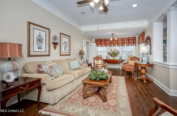 $275,000 | 4019 Bellview Avenue, Moss Point, MS 39563