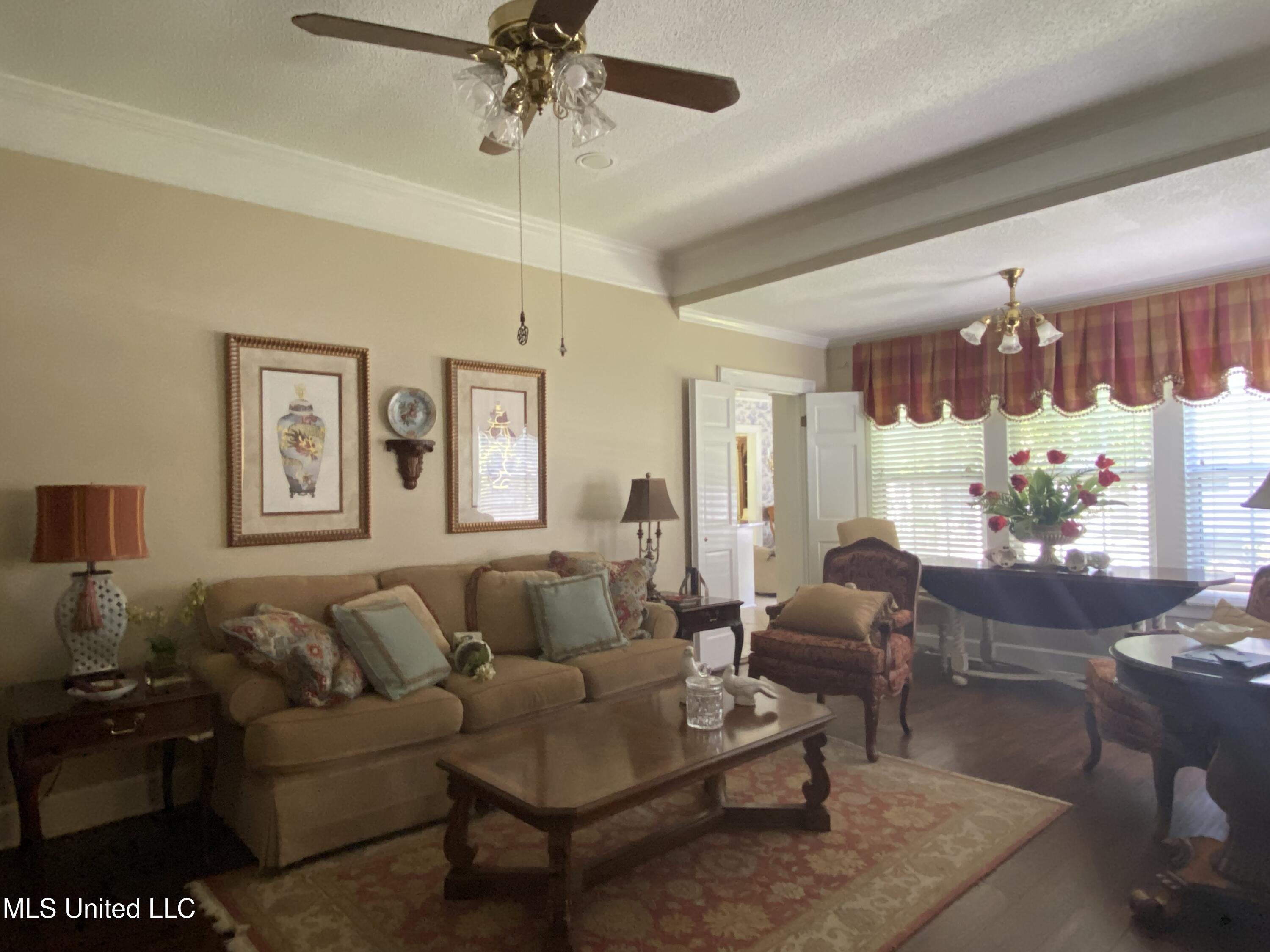 4019 Bellview Avenue Moss Point, MS 39563 - Photo 38 of 65 IMG_7467