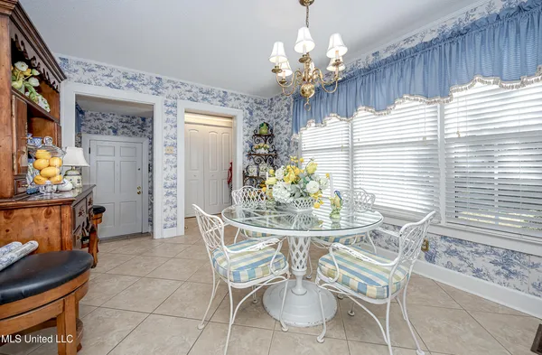 $275,000 | 4019 Bellview Avenue, Moss Point, MS 39563