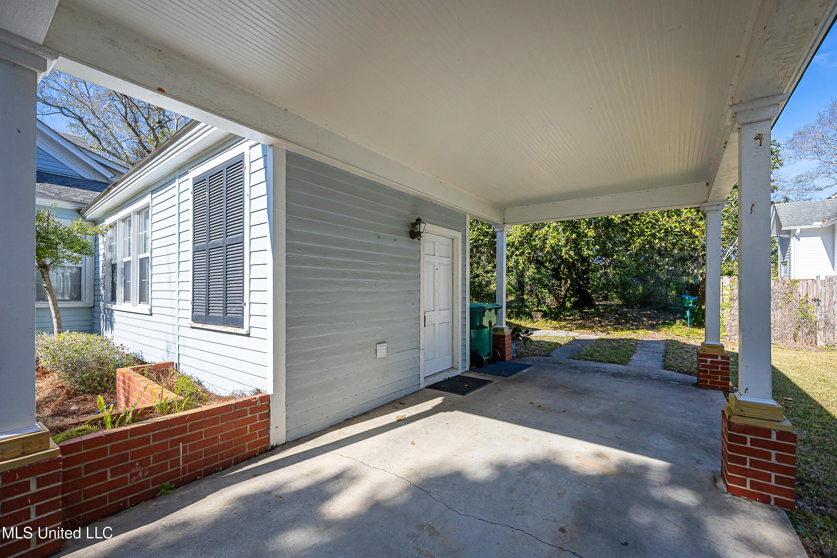 4019 Bellview Avenue Moss Point, MS 39563 - Photo 7 of 89 IMG_3772