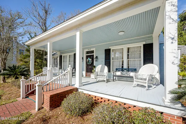 $275,000 | 4019 Bellview Avenue, Moss Point, MS 39563
