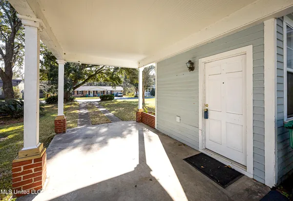 $275,000 | 4019 Bellview Avenue, Moss Point, MS 39563