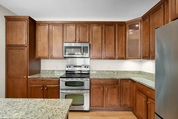 $460,000 | 7100 Metro Boulevard, Unit 223, Edina, MN 55439