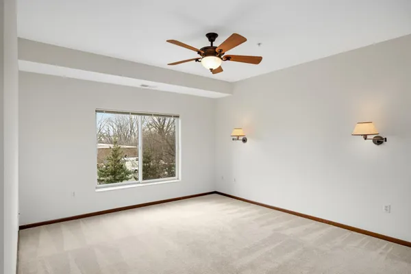 $460,000 | 7100 Metro Boulevard, Unit 223, Edina, MN 55439