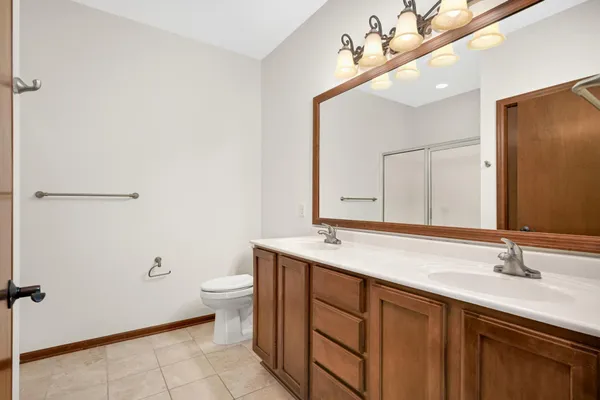 $460,000 | 7100 Metro Boulevard, Unit 223, Edina, MN 55439