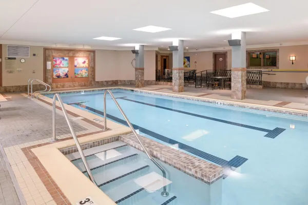 $460,000 | 7100 Metro Boulevard, Unit 223, Edina, MN 55439