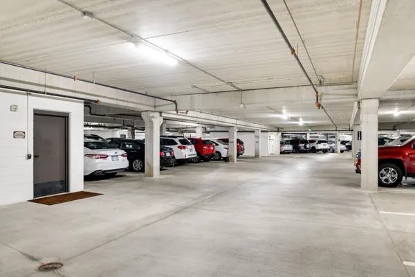 $460,000 | 7100 Metro Boulevard, Unit 223, Edina, MN 55439