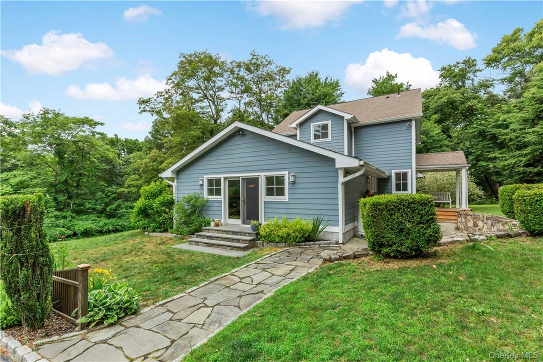 52 Old Manitou Road Garrison, NY 10524 - Photo 27 of 33 Blue stone walk from parking area/garage to the house.
