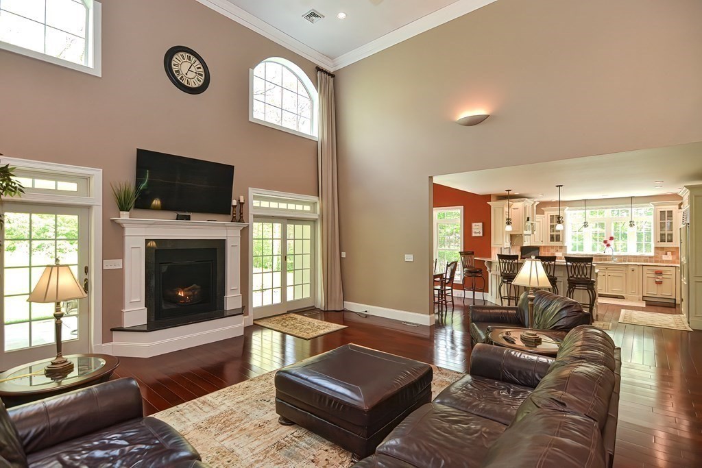 127 Eben Chamberlain Road Northbridge, MA 01588 - Photo 17 of 39 Gallery Image 17