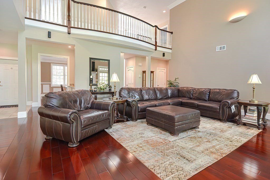 127 Eben Chamberlain Road Northbridge, MA 01588 - Photo 19 of 39 Gallery Image 19