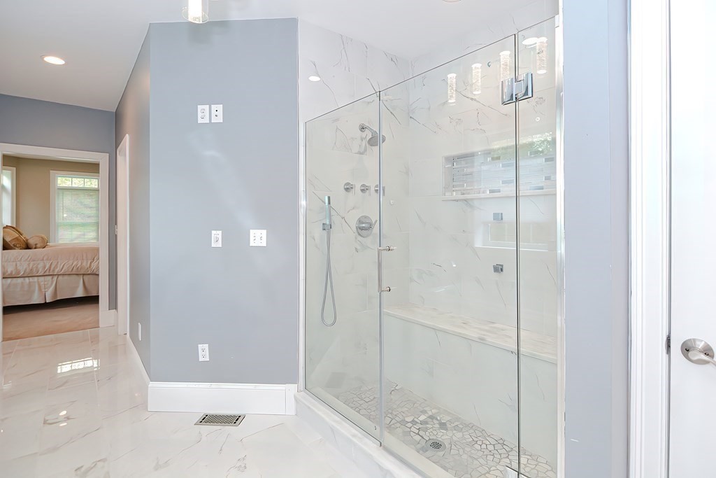127 Eben Chamberlain Road Northbridge, MA 01588 - Photo 29 of 39 Gallery Image 29