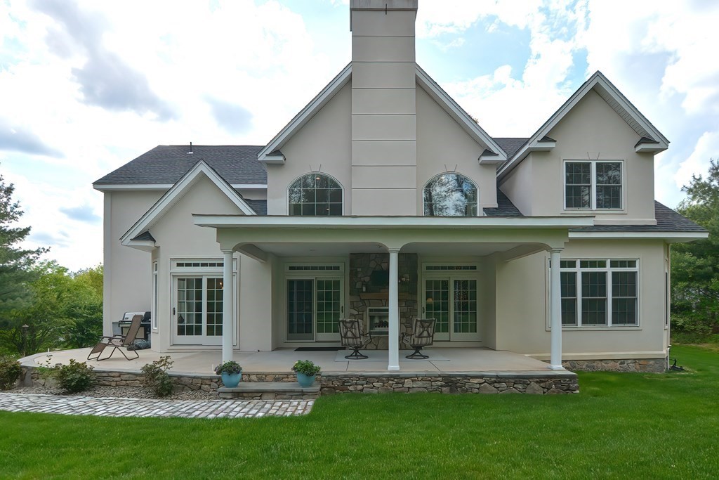 127 Eben Chamberlain Road Northbridge, MA 01588 - Photo 4 of 39 Gallery Image 4