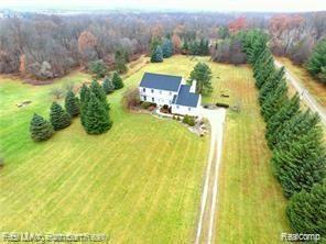 13235 Rohn Road Fenton, MI 48430 - Photo 6 of 80 Rohn.jpg