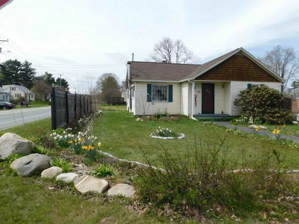 $270,000 | 15 Breezy Lane, Chester, VT 05143