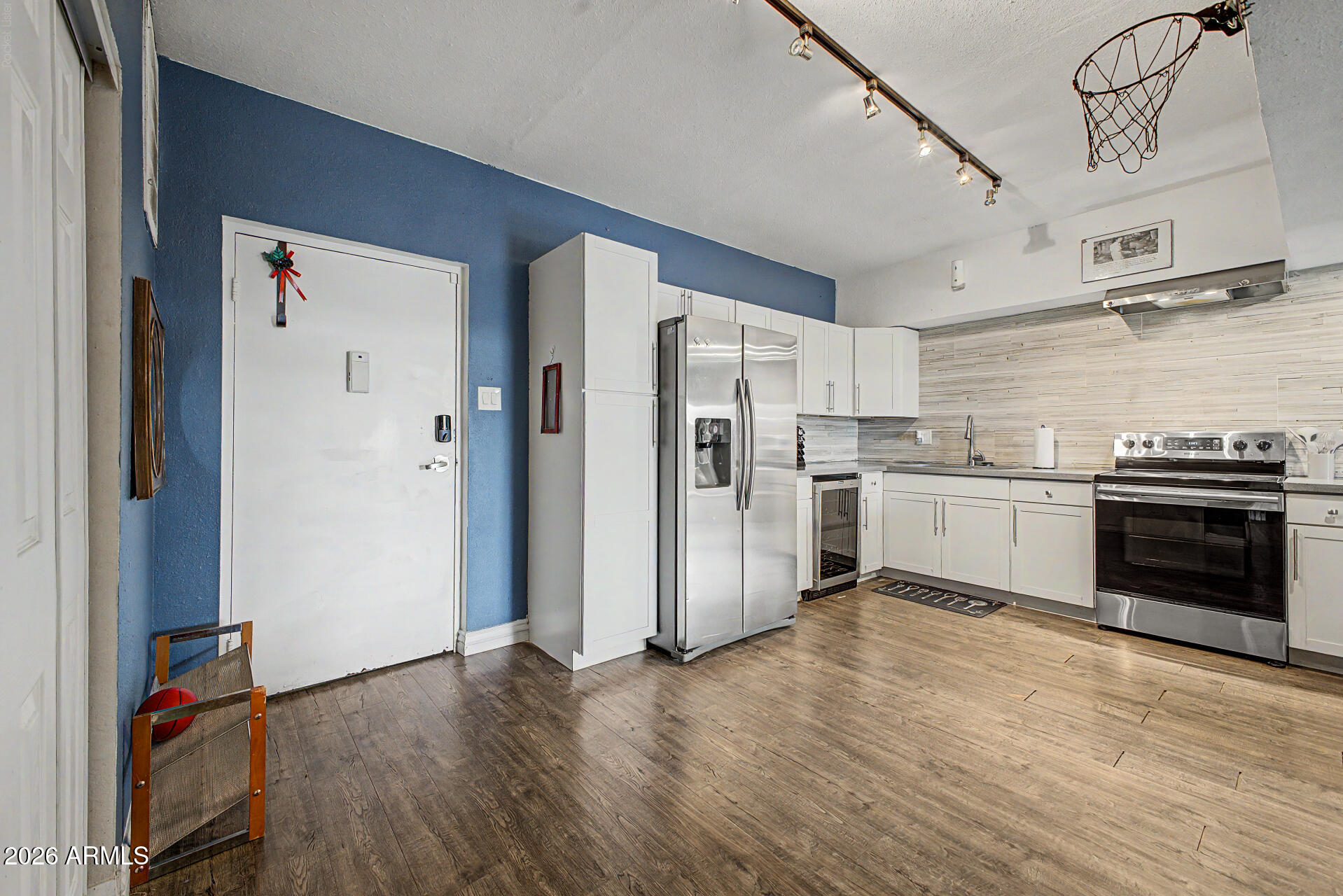 357 East Thomas Road, Unit A105 Phoenix, AZ 85012 - Photo 13 of 35 06 - Thomas