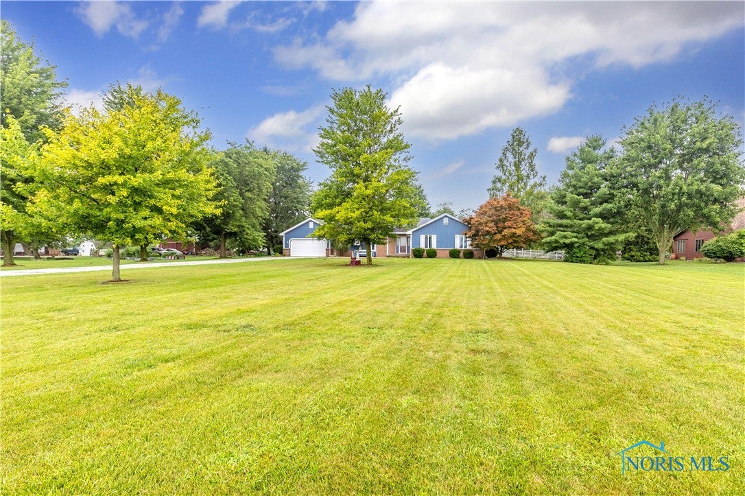 30431 Lemoyne Road Walbridge, OH 43465 - Photo 2 of 50 Gallery Image 2