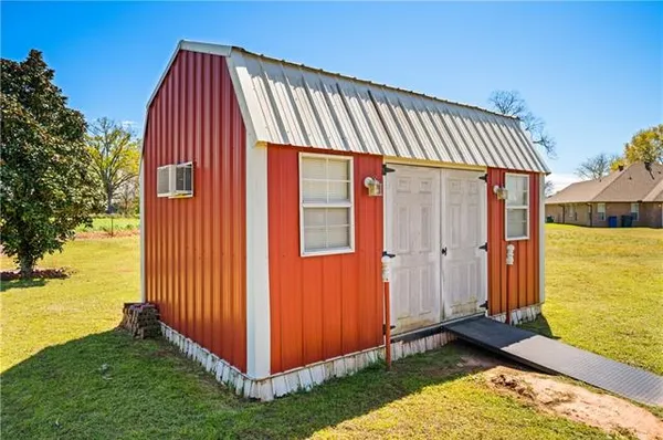 $419,000 | 115 Morgan Lane, Natchitoches, LA 71457